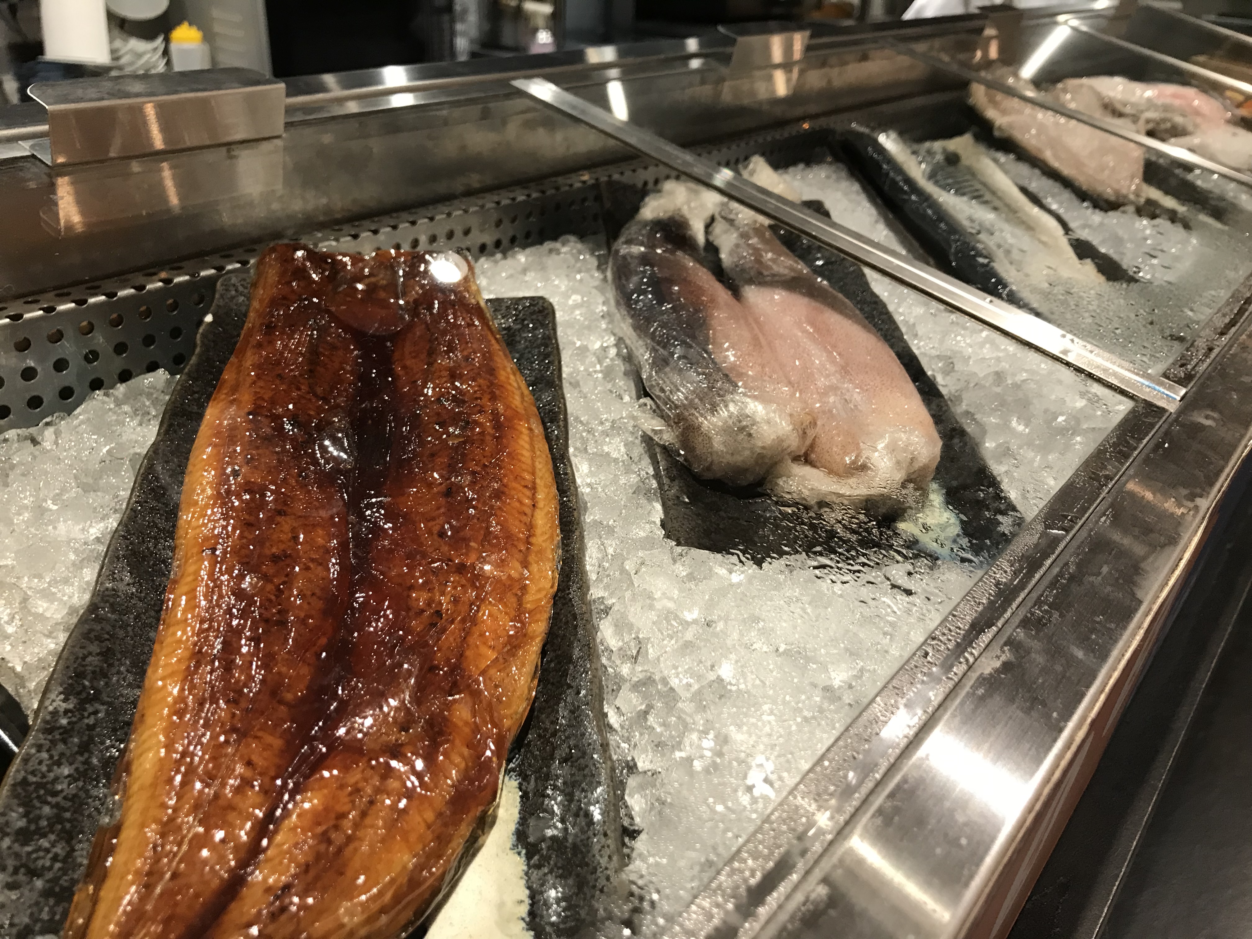 カスタマイズ海鮮丼【海鮮 なつめ】@北海道マルシェ