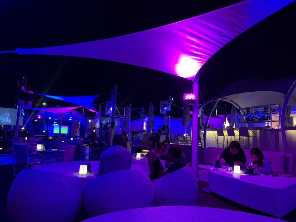 ナイトライフ【Ibiza Beach Club / イビザビーチクラブ】@セブマクタン島